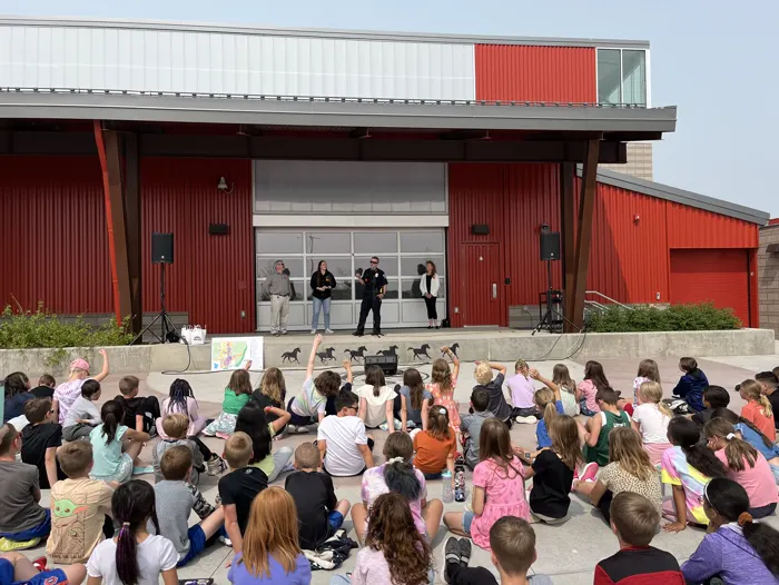 Colleen Whitlow in the community, photo 6
